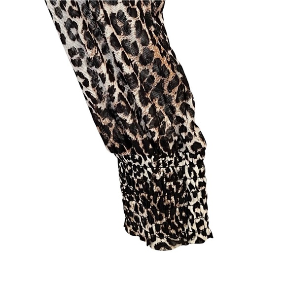 Adrienne Vittadini Leopard Print Silky Long sleeved Top Size S NWT! - Picture 3 of 9